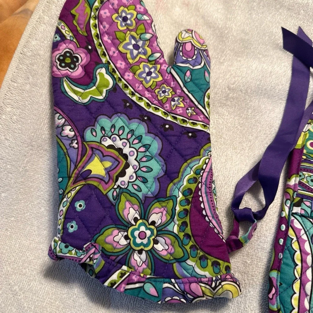 New Vera Bradley Heather Cooking Mitten And Pot Holder Set